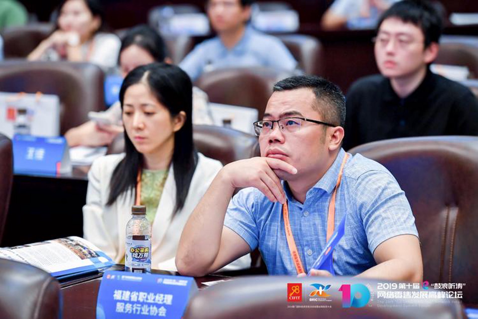 艺术品投资:如何选购优秀作品引领未来潮流